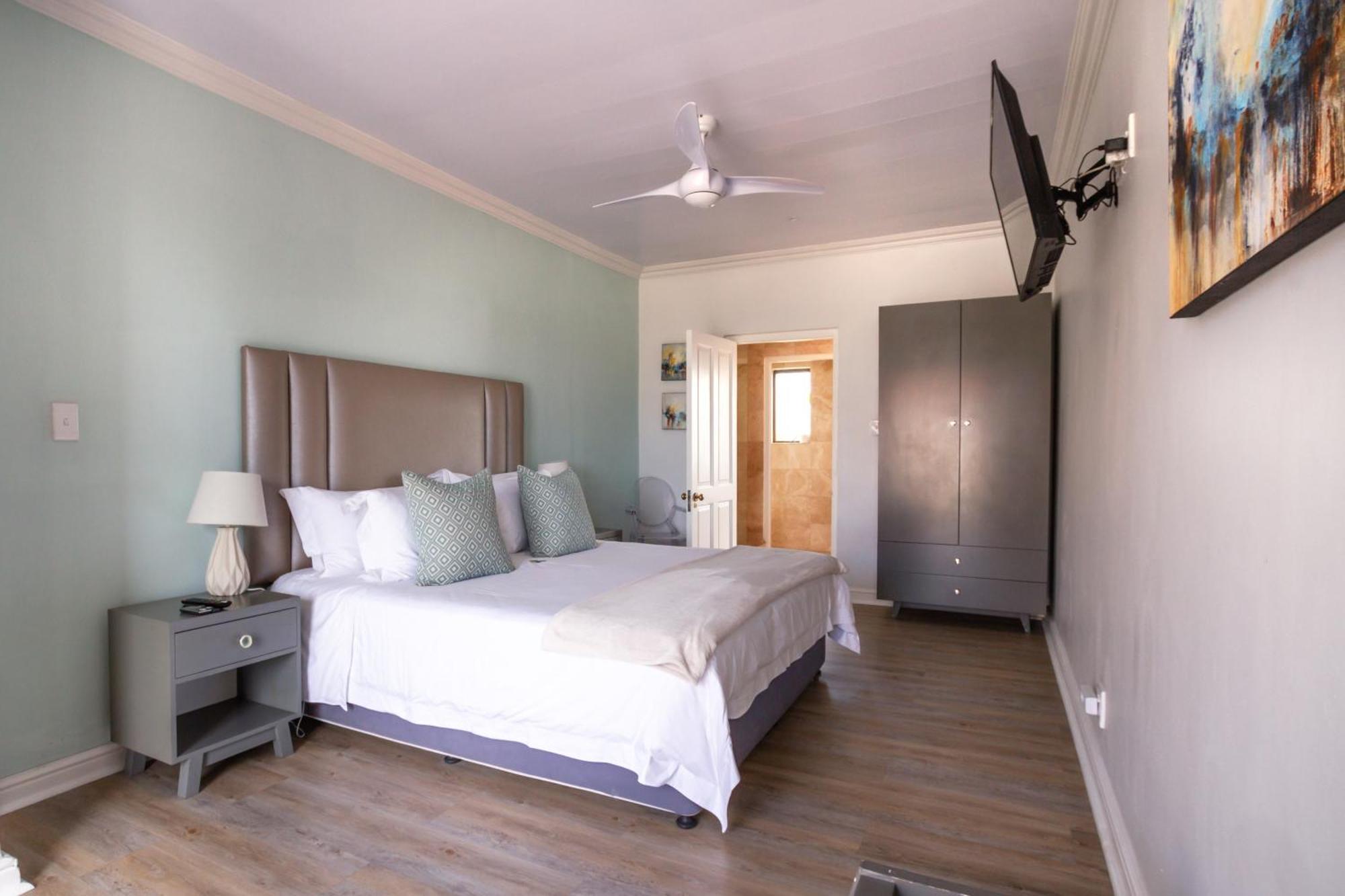 Chateau De Marine Boutique Hotel & Wellness Струисбай Екстериор снимка